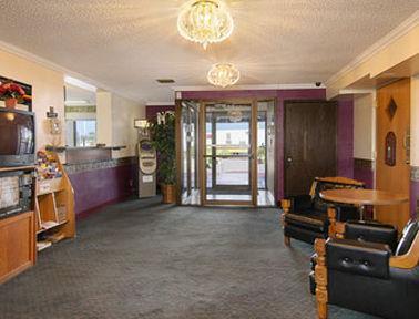 Отель Super 8 By Wyndham Windsor/Madison North Интерьер фото